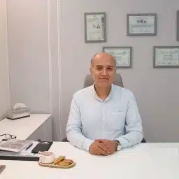 دکتر مهدی امین خاکی کرج بهترین دکتر عمل زیبایی در کرج